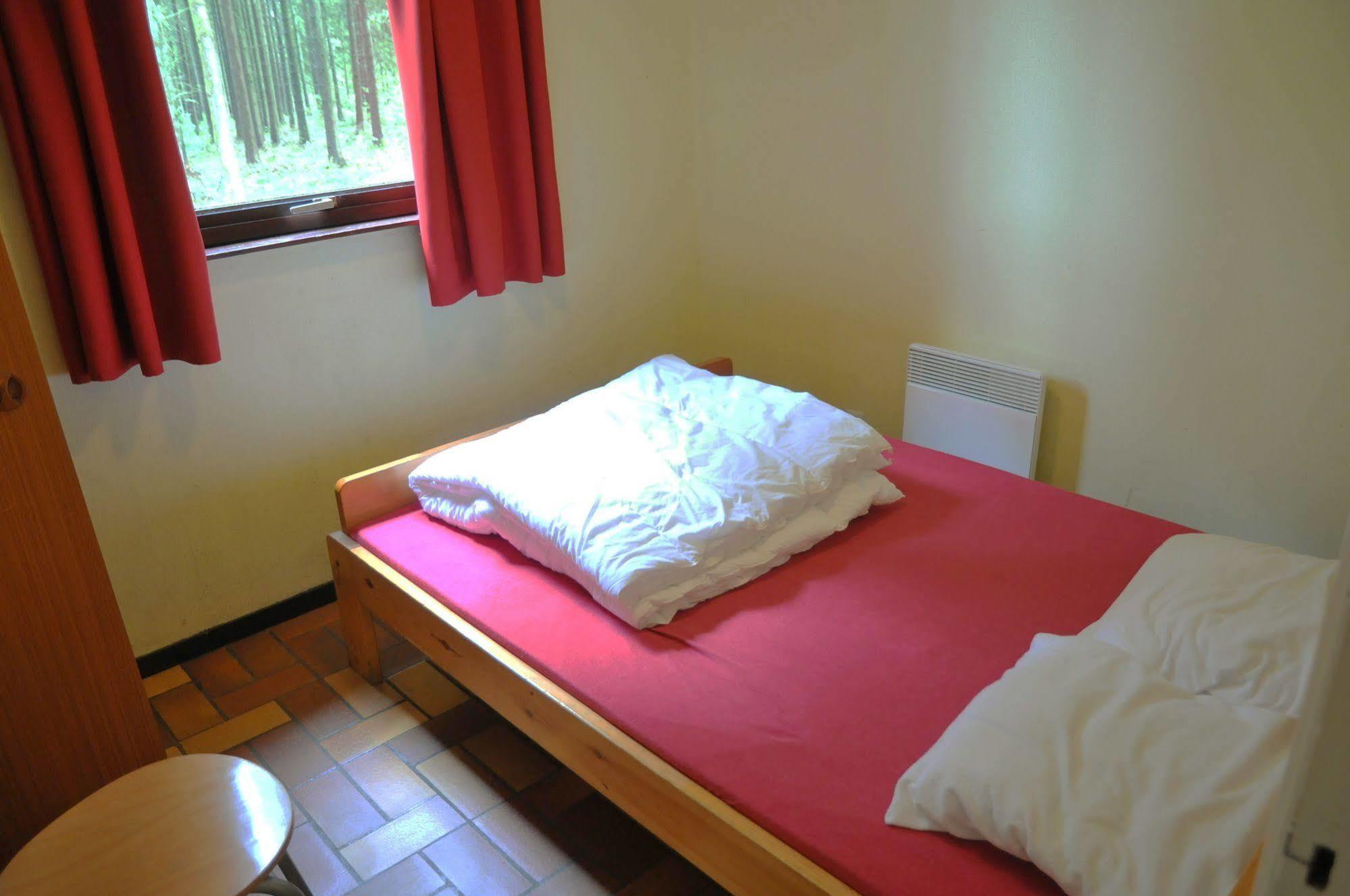 Village De Vacances De Vencimont Vonêche Zewnętrze zdjęcie